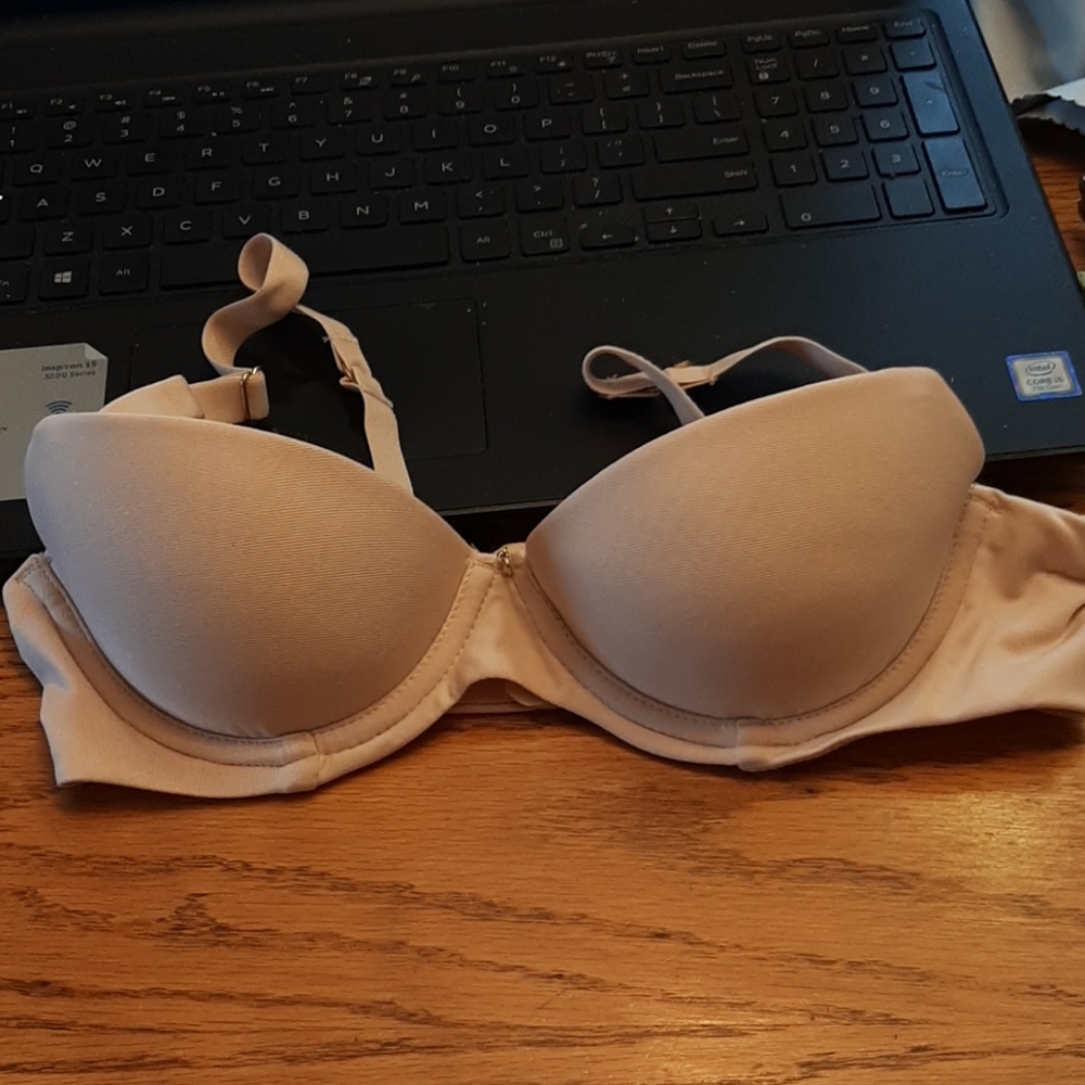 Ladies 🚺 bra - Picture 3 of 8